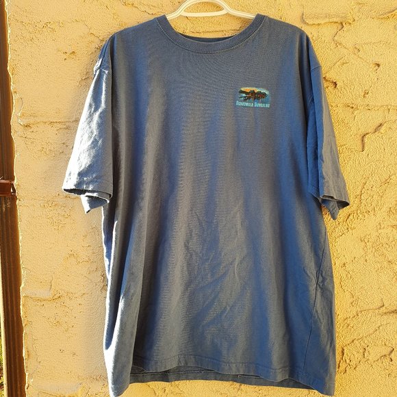 Boardwalk Bungalow Blue Beach Tee - Picture 1 of 5